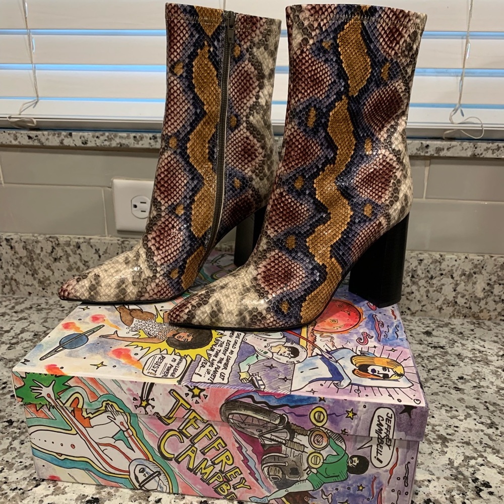 Jeffrey Campbell SIREN Snakeskin Bootie 9W - Picture 4 of 5